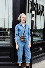 Load image into Gallery viewer, Leopard Print Leather Phone Bag