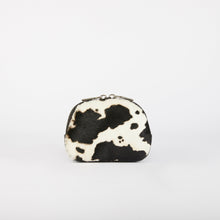 Load image into Gallery viewer, Animal Print Coin Purse