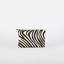 Load image into Gallery viewer, Animal Print Coin Purse