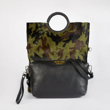 Load image into Gallery viewer, Camouflage Shopper