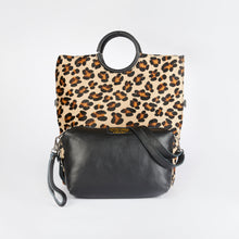 Load image into Gallery viewer, Leopard Print Shopper Bag
