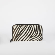 Load image into Gallery viewer, Animal Print Leather Wallet
