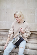 Load image into Gallery viewer, Zebra Print Clutch Bag