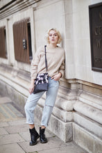 Load image into Gallery viewer, Cow Print Clutch Bag