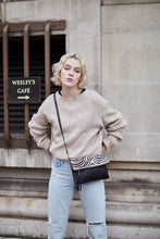 Load image into Gallery viewer, Zebra Print Clutch Bag