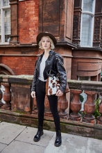 Load image into Gallery viewer, Cowhide Tote Bag