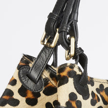 Load image into Gallery viewer, Leopard Print Tote Bag