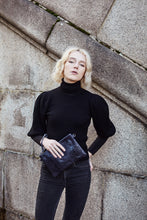 Load image into Gallery viewer, Blue Snake Print Crossbody Bag