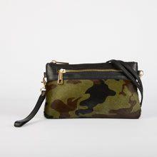Load image into Gallery viewer, Camouflage Clutch Bag