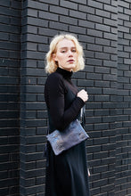 Load image into Gallery viewer, Blue Snake Print Clutch Bag