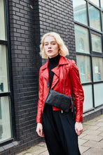 Load image into Gallery viewer, Black Snake Print Clutch Bag