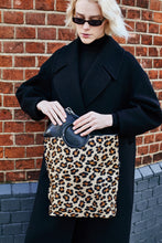 Load image into Gallery viewer, Leopard Print Shopper Bag