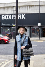 Load image into Gallery viewer, Zebra Print Clutch Bag