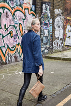 Load image into Gallery viewer, Light Brown Snake Print Clutch Bag