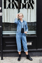 Load image into Gallery viewer, Black Mobile Phone Crossbody Bag