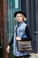 Load image into Gallery viewer, Animal Print Handbag