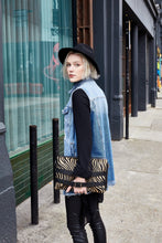 Load image into Gallery viewer, Animal Print Handbag