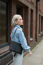 Load image into Gallery viewer, Black Croc Print Crossbody Bag