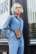 Load image into Gallery viewer, Cheetah Print Leather Phone Bag